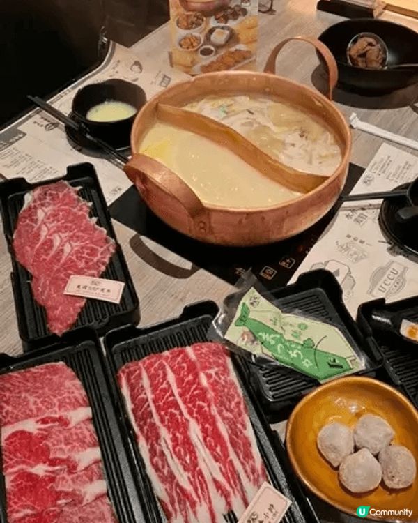 今日專登去《牛大人》嘆近期人氣爆燈嘅新湯底—香濃粟米豬骨湯，...