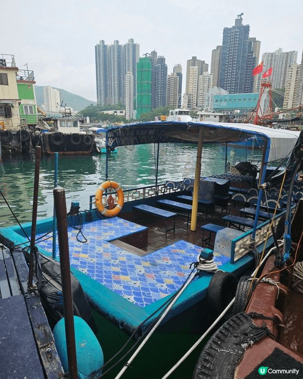 想同小朋友一齊黎到香港仔，坐艇仔食碗艇仔粉，邊望住景色，邊食...