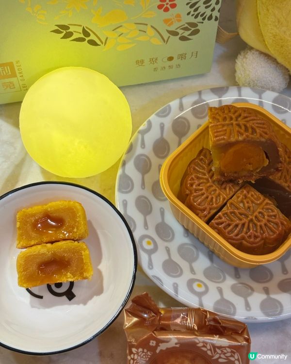 流心奶黃+雙黃白蓮蓉雙聚嚐月,神級禮盒送禮自用都有品質🥮