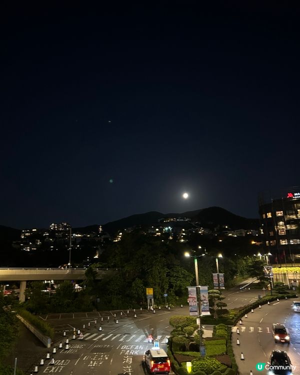 中秋入Ocean park 打卡,追月成功,月亮又圓又大🎋