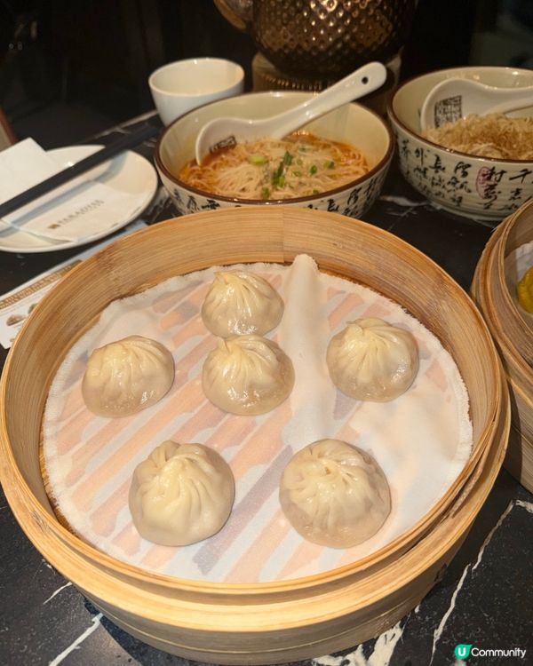 🌈爆汁彩虹小籠包🥢