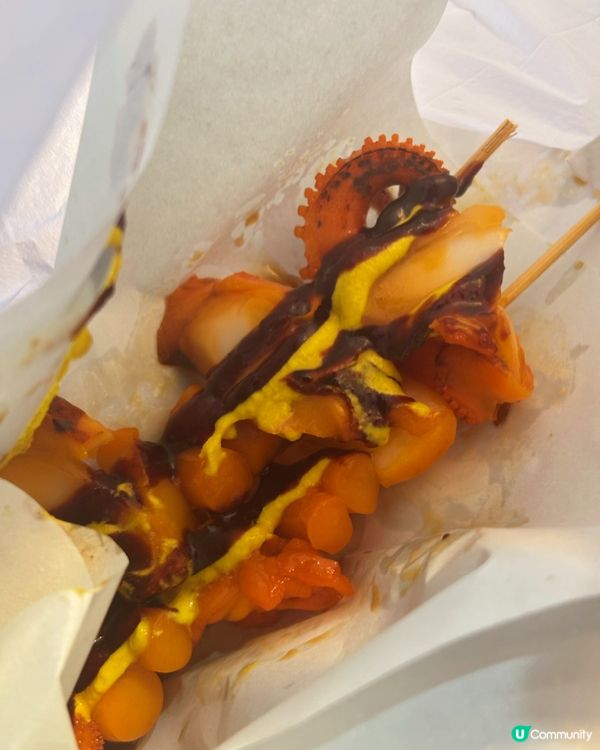 排隊都要食嘅秘製黑金大墨魚有幾爽脆? 🦑