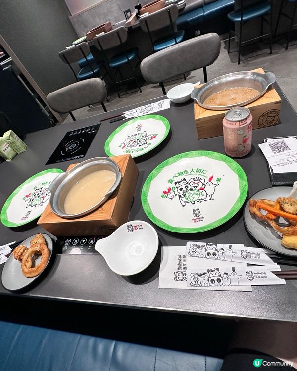 午巿放題$128, 另加原價的加一,每人唔使$150,任食牛...