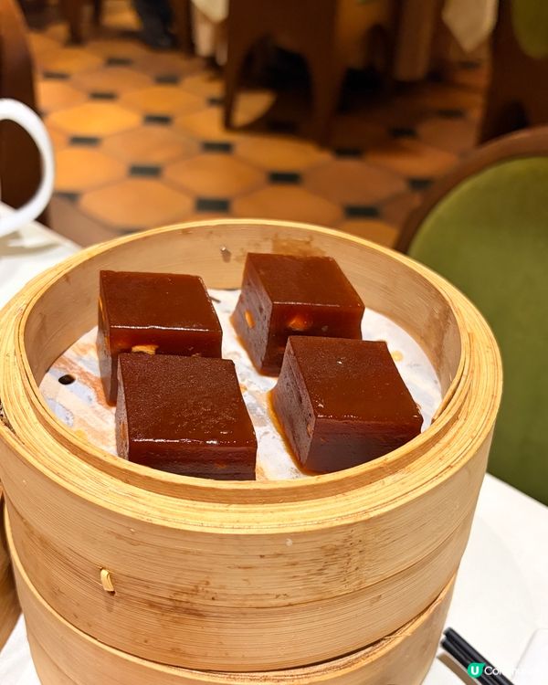 週末最啱就係同屋企人去飲茶,今日去咗銅鑼灣時代廣場嘅百樂潮州...