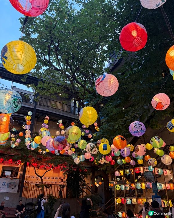 藍屋中秋夜，花燈超有Feel!🏮