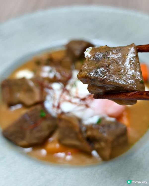 油麻地西日輕食,夢幻月亮兔造型蛋糕