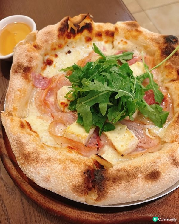 大角咀排隊熱門西式小餐館🍕蜜糖芝士pizza😋