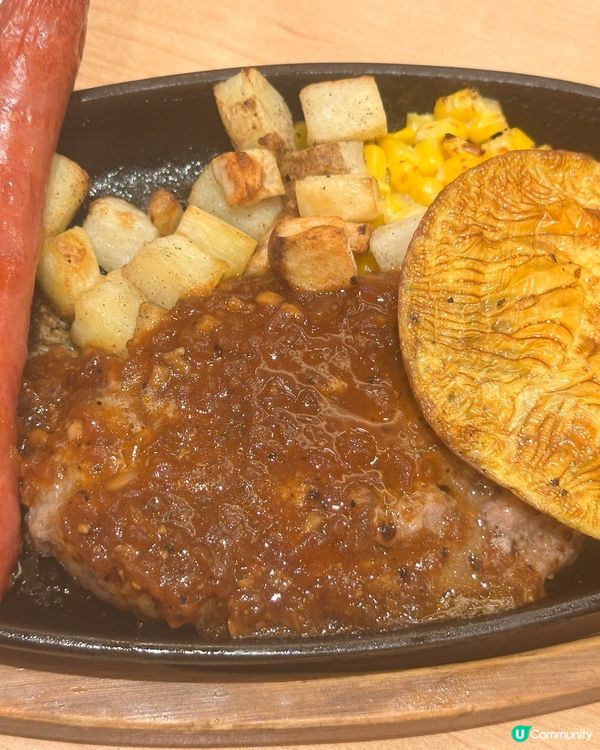 今晚去咗筲箕灣形薈食薩莉亞