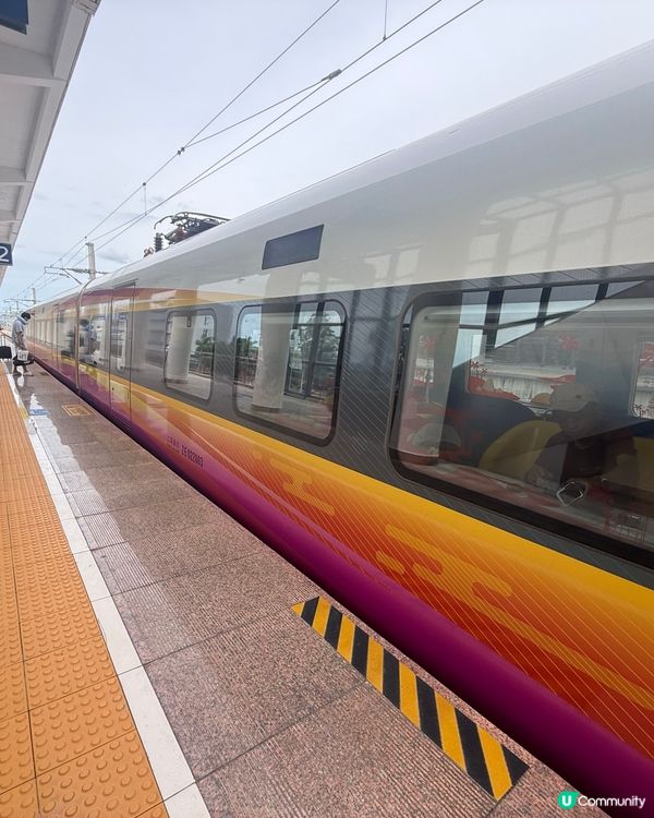 🚂【三亞隱藏版絕景交通】從鳳凰機場出發！搭上「夢幻海洋列車」