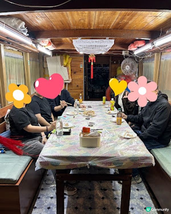 【銅鑼灣 食記】銅鑼灣避風塘海上美食│搭駁艇上船吹著海風。欣賞香港夜景。食艇上風味海鮮 ♥ 信記避風塘海鮮美食