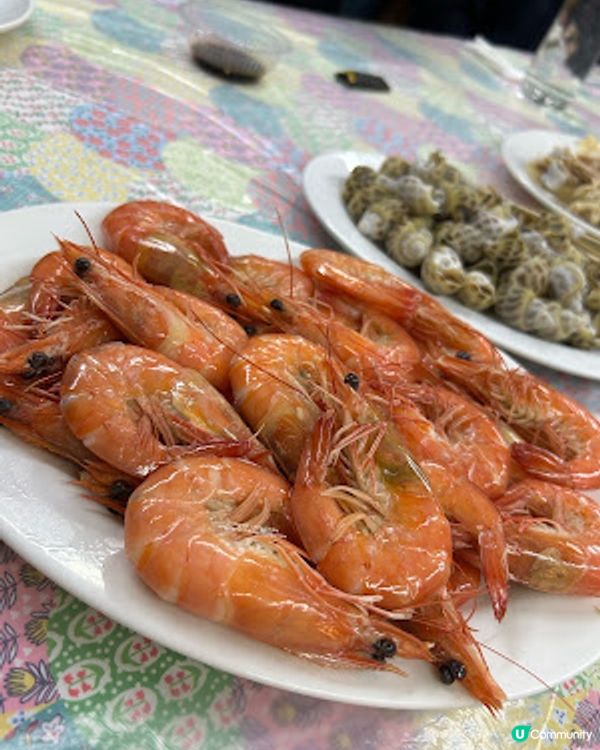 【銅鑼灣 食記】銅鑼灣避風塘海上美食│搭駁艇上船吹著海風。欣賞香港夜景。食艇上風味海鮮 ♥ 信記避風塘海鮮美食