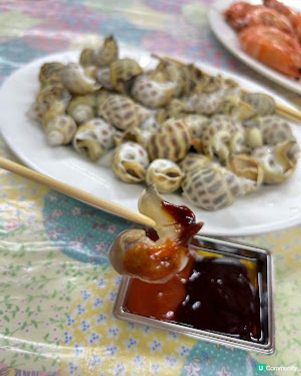 【銅鑼灣 食記】銅鑼灣避風塘海上美食│搭駁艇上船吹著海風。欣賞香港夜景。食艇上風味海鮮 ♥ 信記避風塘海鮮美食