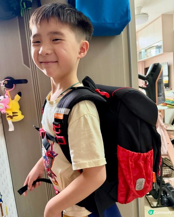 超輕護脊書包推介🎒