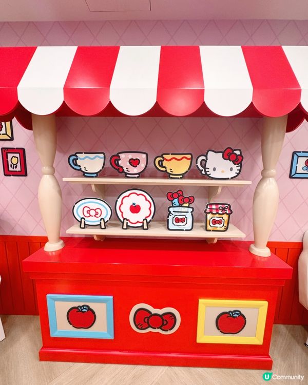 明洞Hello Kitty Apple Café 🏰