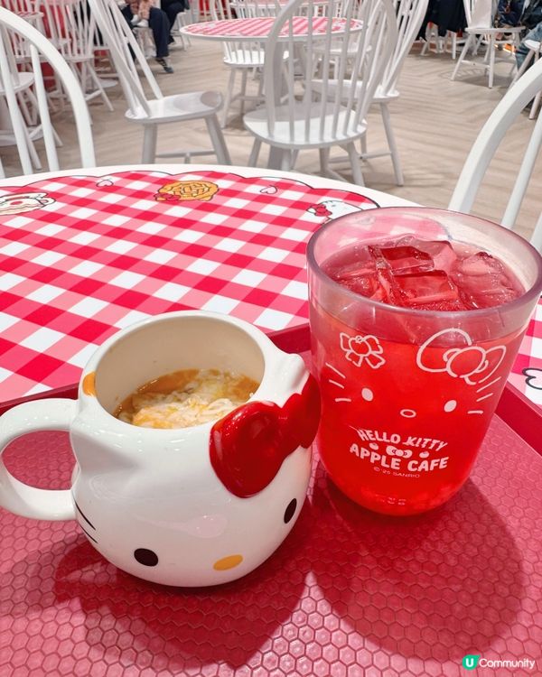 明洞Hello Kitty Apple Café 🏰