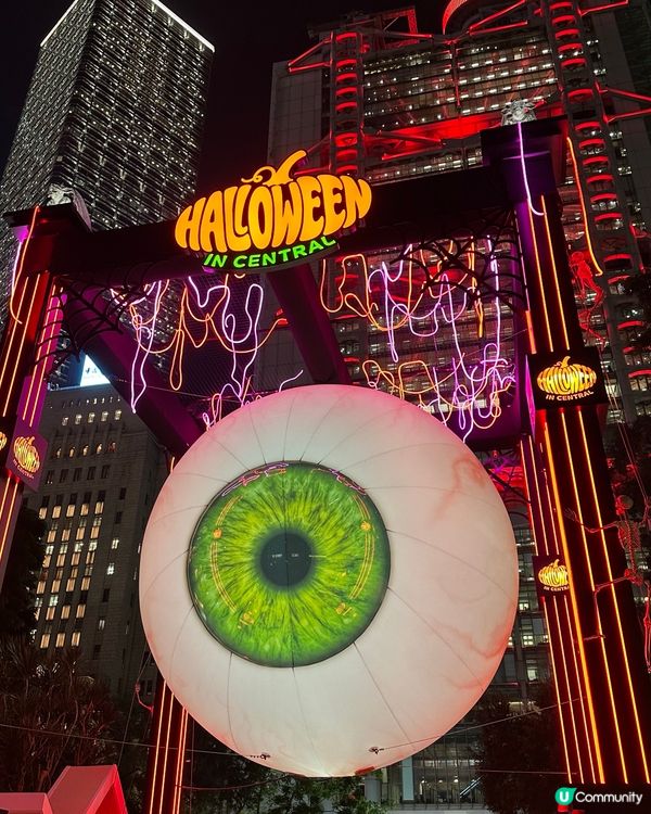 遮打花園眼怪超吸睛！👁️📸