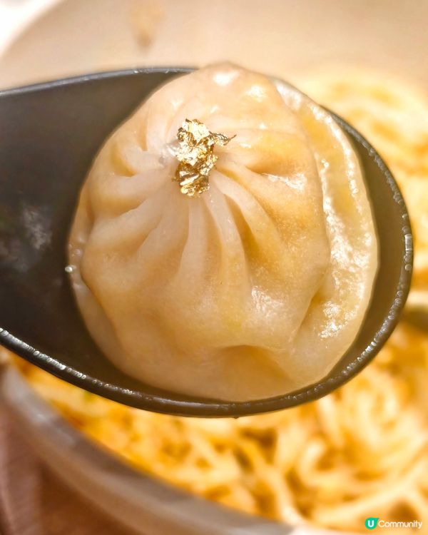 🦀✨ 秋日蟹粉限定，一於去堅信號上海生煎皇食到滿足！✨🦀