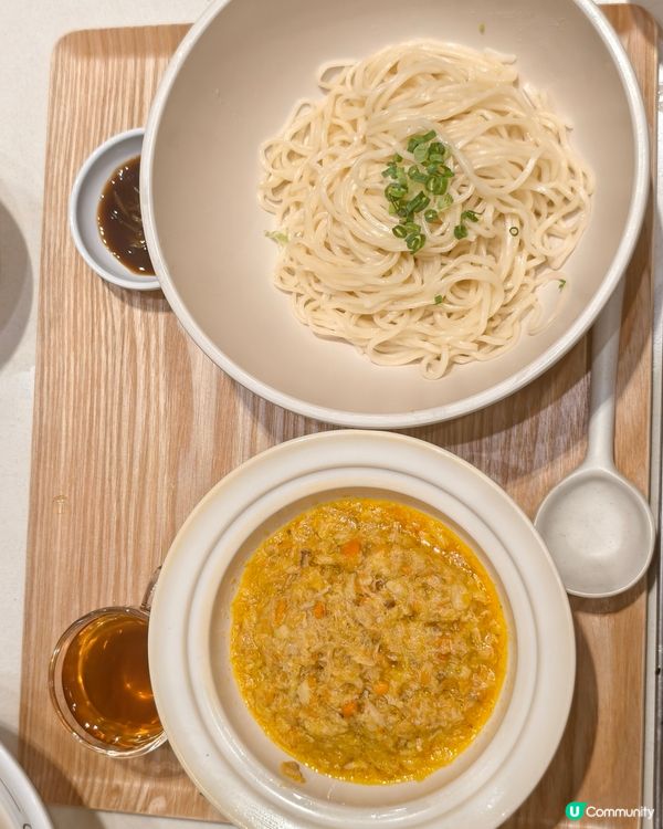 🦀✨ 秋日蟹粉限定，一於去堅信號上海生煎皇食到滿足！✨🦀
