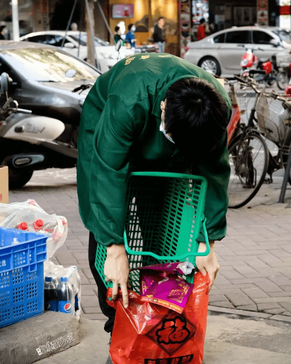2026馬年🐎深圳「年貨街」過年必去🧨利是封、乾貨種類齊全勁抵買‼️
