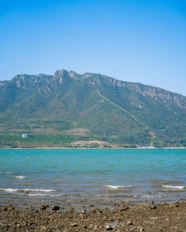 深圳必去玻璃水海灘秘境🌊人少景靚似足大理🏞️順道打卡百年古村🚶🏻‍♀️