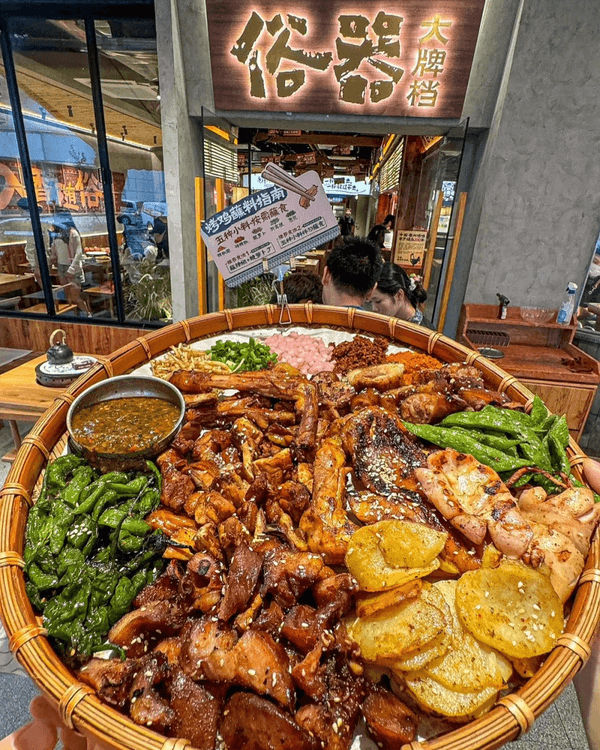 深圳福田車公廟附近5間必試餐廳🤤一條街食勻東北鐵鍋燉、現切牛肉火鍋超方便🍲✨