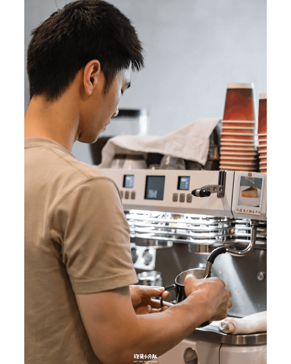深圳6間隱世社區Cafe推薦☕️必試蛇口第1名花生拿鐵❗️貓貓店長可愛要去🐱