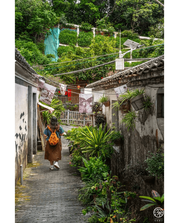 深圳龍華Citywalk打卡地圖🚶‍♀️斥資10億高迪風大廈✨童話蘑菇山丘必打卡🍄🤩