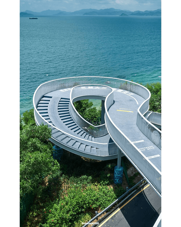 深圳大鵬溪涌薄荷海Citywalk攻略🌊4.35km海岸綠道🚶‍♀️打卡日劇感紅白燈塔