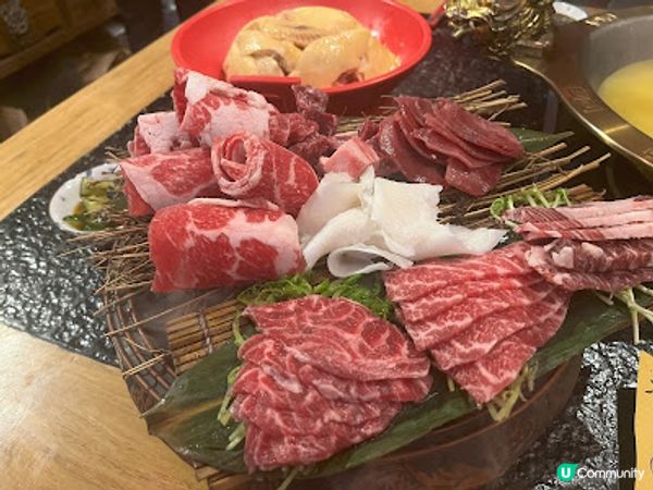 打卡一流的台式美味火鍋盛宴 ~ 《大滾友火鍋》