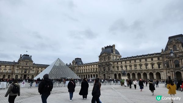 巴黎必去景點 ~ 盧浮宮博物館