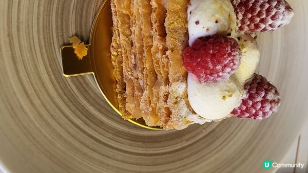 Giovanni Pina是一家由全球百大甜點大師Giova...