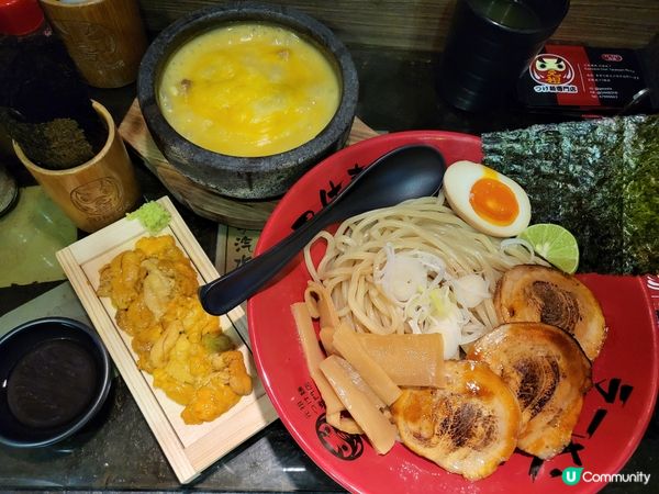 試了芝士海膽濃湯沾麵加原版海膽，加了海膽的湯十分濃厚鮮味，還...