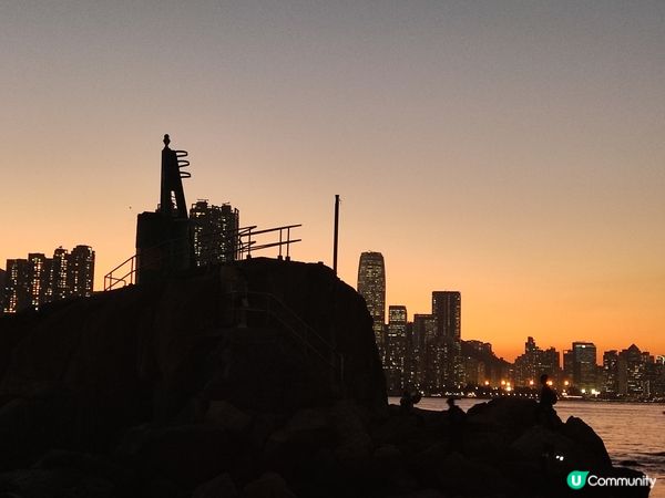 晚霞與黃昏交織下的打卡熱點_鯉魚門舊石礦場