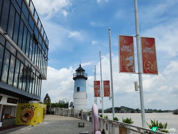 順德 漁人碼頭，舊倉庫那為景點，對岸還有古舊船倉，區內有多個...