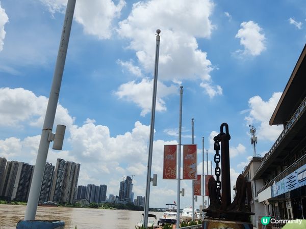 順德 漁人碼頭，舊倉庫那為景點，對岸還有古舊船倉，區內有多個...