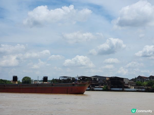 順德 漁人碼頭，舊倉庫那為景點，對岸還有古舊船倉，區內有多個...