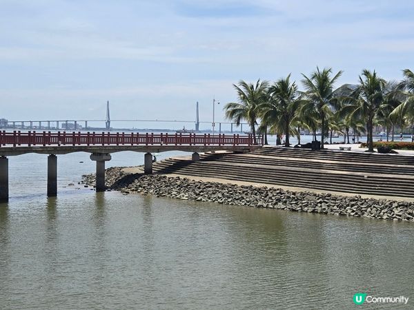 湛江高鐵之旅，第一次到湛江，位於近海，所以海景很靚，而且食海...