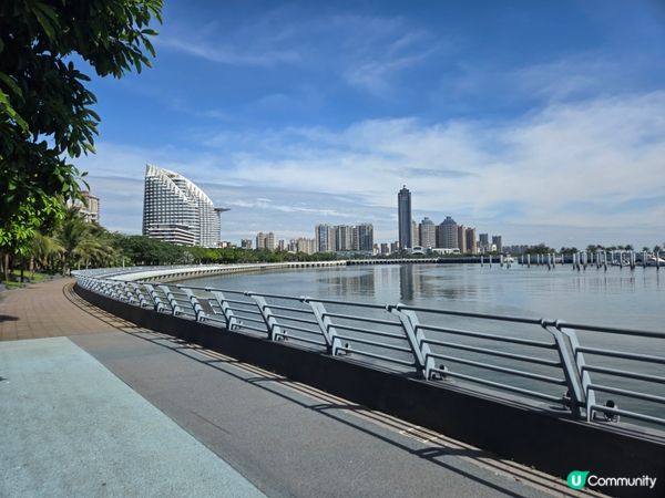 湛江高鐵之旅，第一次到湛江，位於近海，所以海景很靚，而且食海...