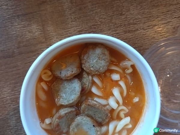 美心MX早餐龍蝦濃湯腸片螺絲粉湯底以上等龍蝦殼及多種香料 熬...