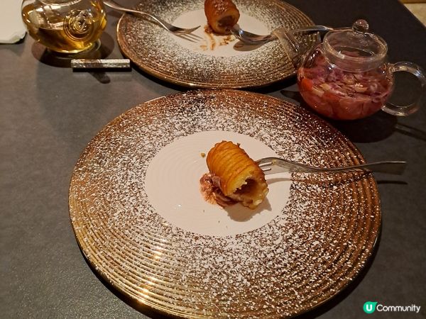 Reveri 坐落於上環中心而寧靜地段，打造高級嘅法日Fin...