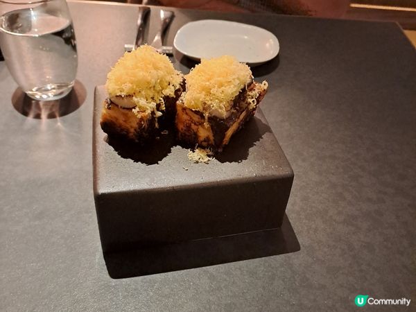 Reveri 坐落於上環中心而寧靜地段，打造高級嘅法日Fin...