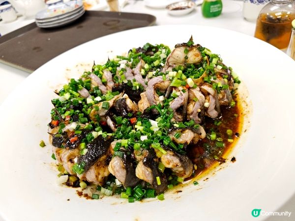 第一二張係私房菜，咕嚕肉及盤龍鱔，第三張係自助山盤菜