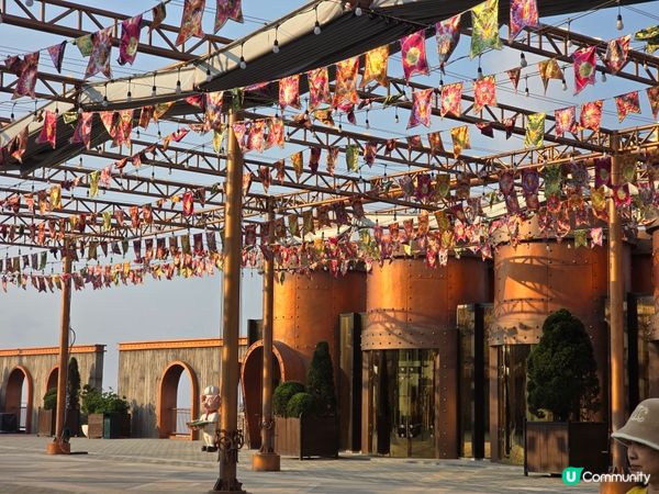 🌉 越南峴港巴拿山｜超長纜車、黃金佛手橋、免費啤酒暢飲