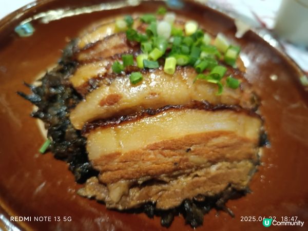 1.  手撕兔🌶️！麻辣鮮香，越食越過癮🤤！