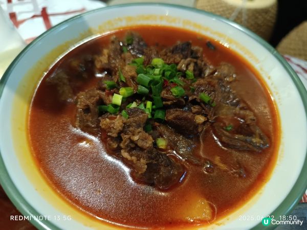 1.  手撕兔🌶️！麻辣鮮香，越食越過癮🤤！