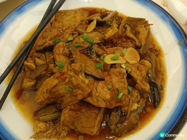 1.  今日美食大放送！😋 茶树菇鸡汤、白切鸡...🤤 