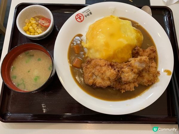 咖喱吉列雞扒蛋包飯