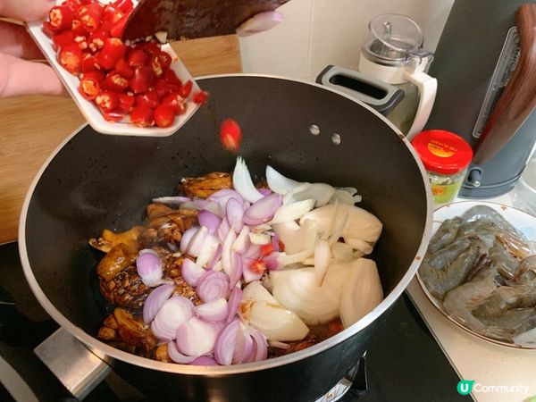 超惹味！自製麻辣雞煲😋