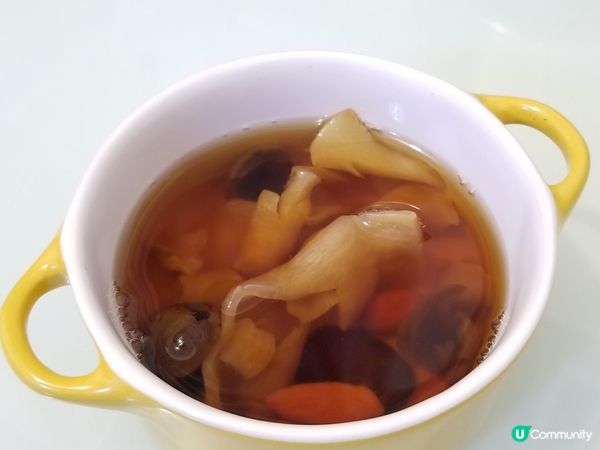 冰糖紅棗花膠糖水