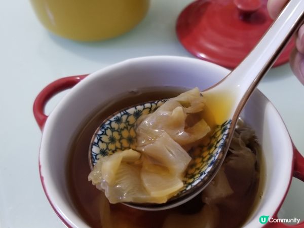 冰糖紅棗花膠糖水